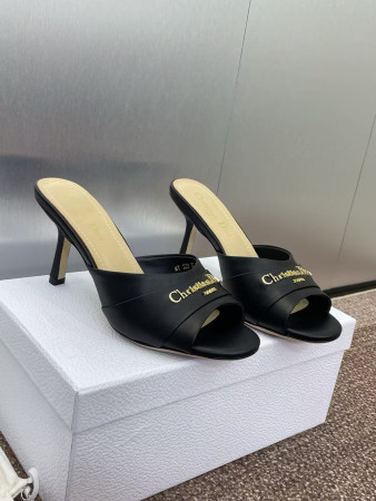 UA Dior Heeled Slide