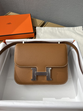 Hermes Constance 24  Epsom leather silver hardware 9.4"x5.9"x3"