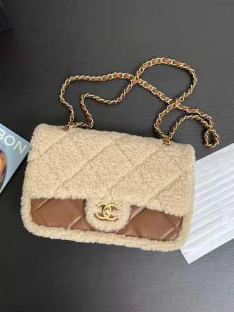 Chanel Flap Bag 16 × 23.5 × 7.5 cm