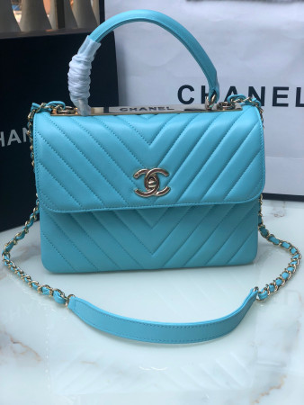 CHANEL FLAP BAG WITH TOP HANDLE 6.6 × 9.8 × 4.7 in
