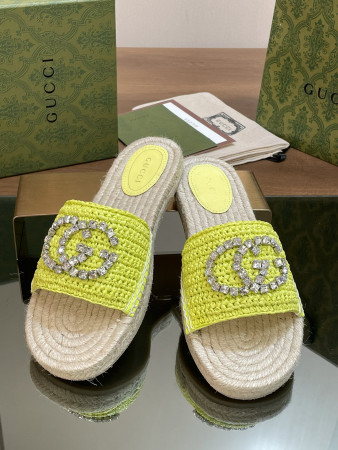 UA GUCCI WOMEN'S INTERLOCKING G ESPADRILLE