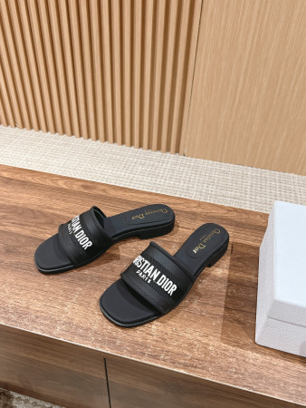 DIOR Dway Slide