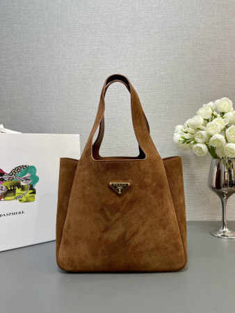 Prada tote 25x21.5x14cm