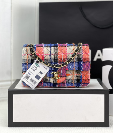 Chanel Classic Flap Bag 20cm