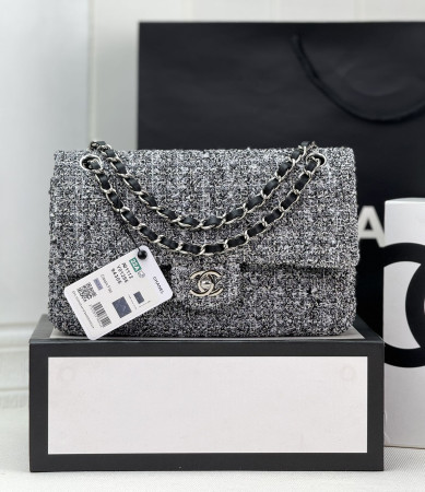 CHANEL CLASSIC 11.12 HANDBAG Tweed & Silver-Tone Metal  6 × 9.9 × 2.5 in