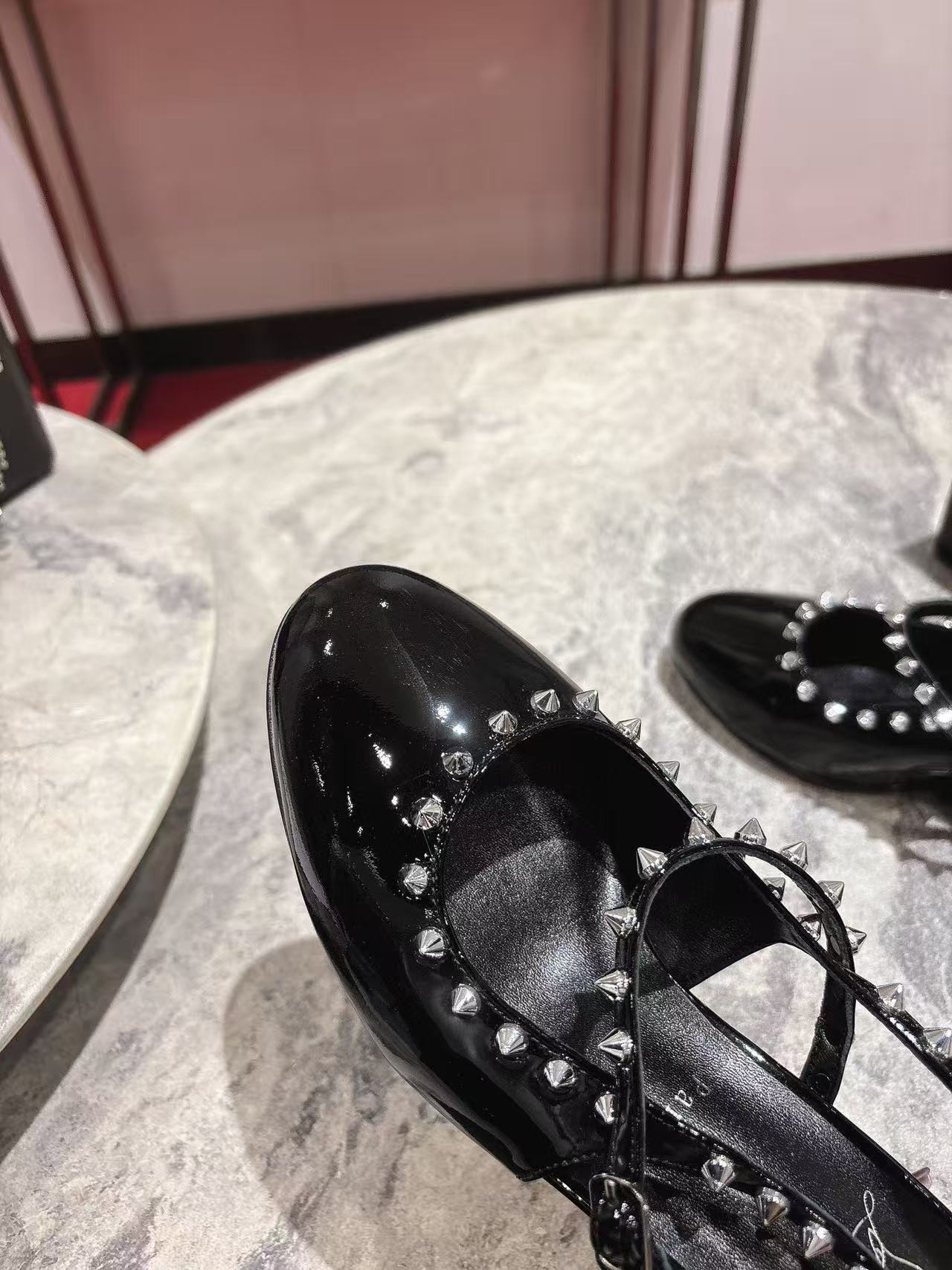 UA Christian Louboutin Mary Jane Pumps Janispikes Slingback Pumps