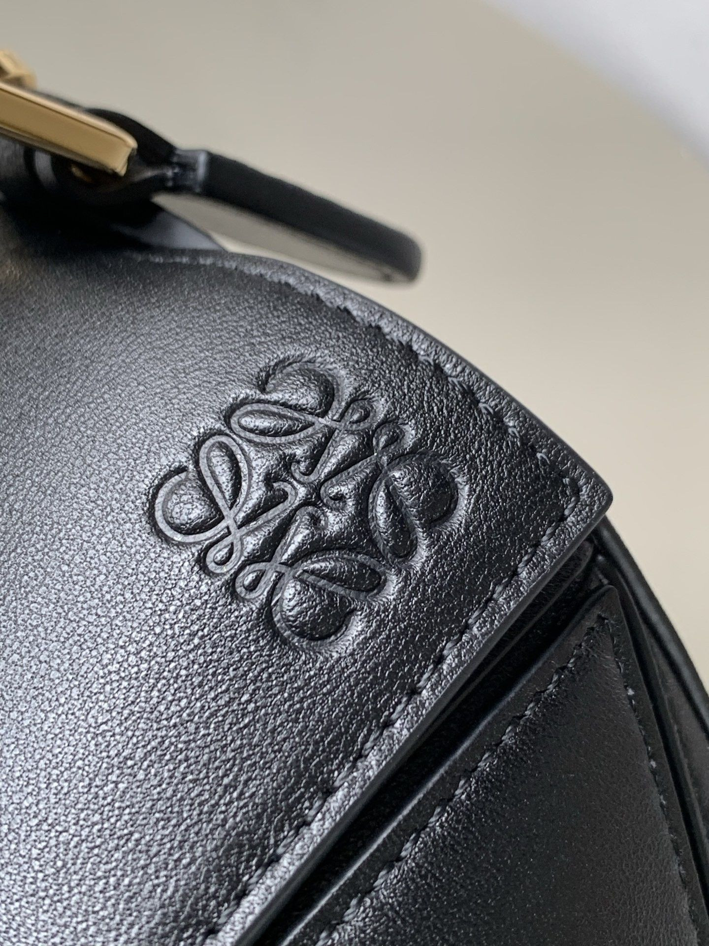 LOEWE Small Featherlight Puzzle bag in nappa lambskin 16.5x24x10.5cm