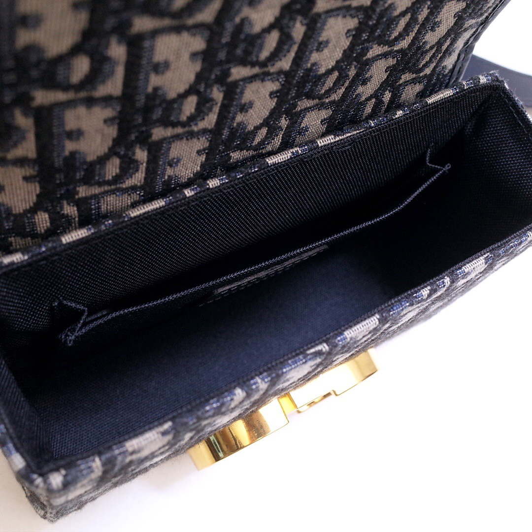 MONTAIGNE JACQUARD CANVAS BOX BAG