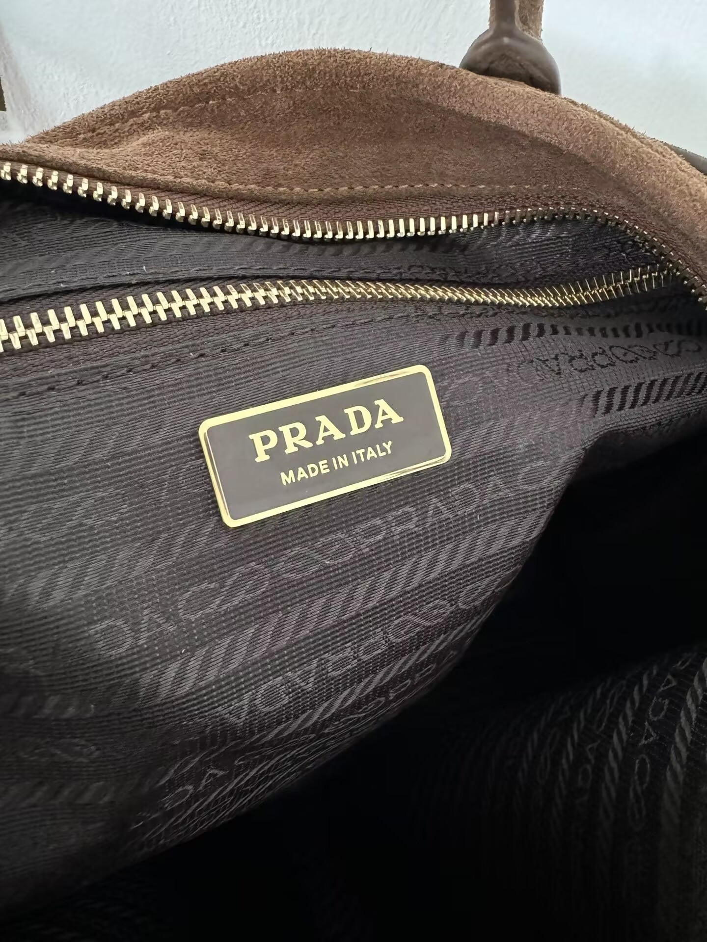 Prada Lus Solf 42x30x12cm