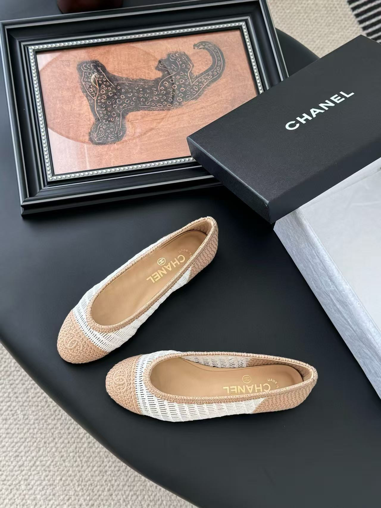 UA CHANEL BALLET FLATS