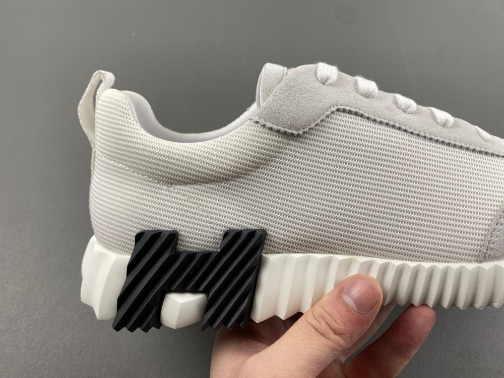UA Hermès Bouncing Sneaker