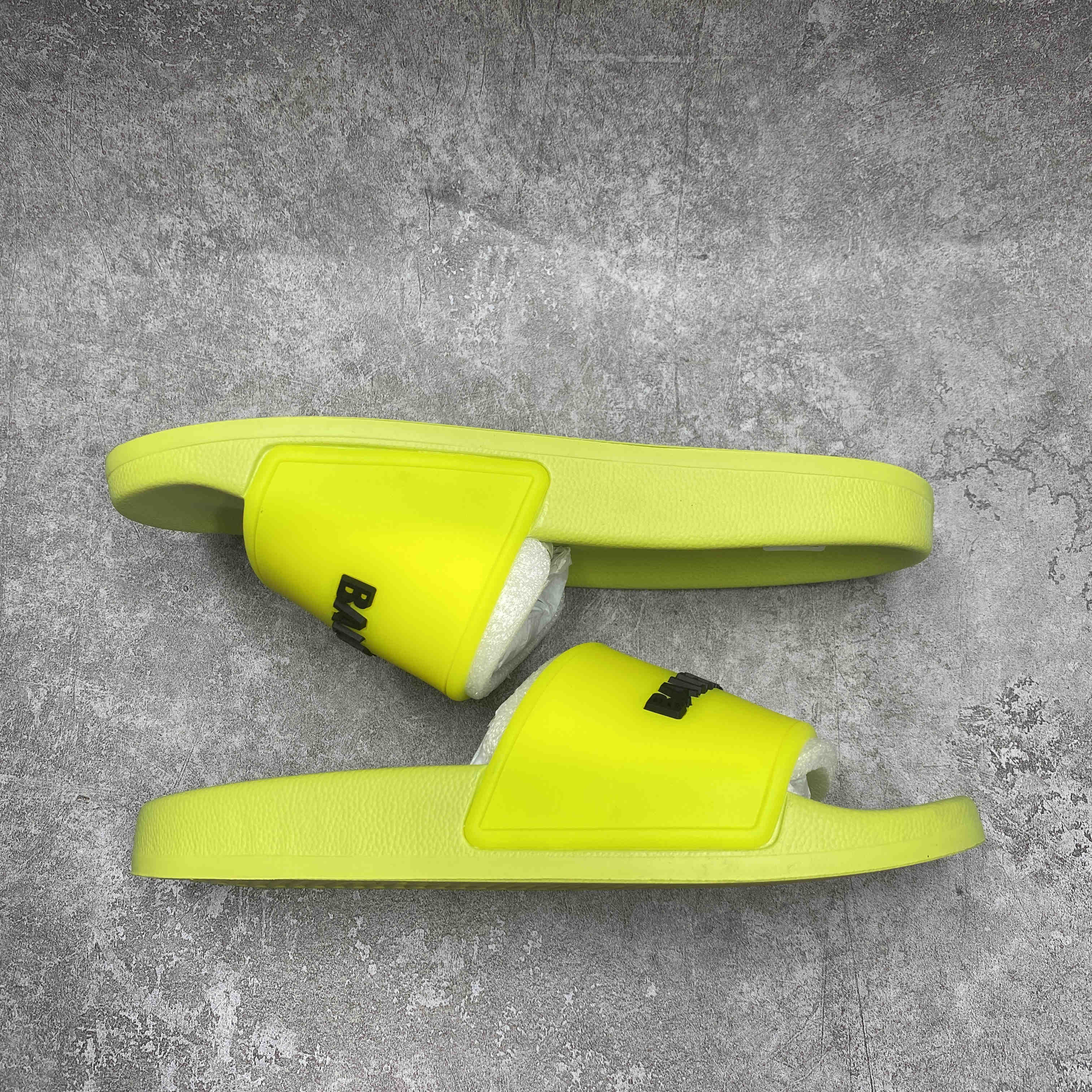 Balenciaga Pool Slide Lime