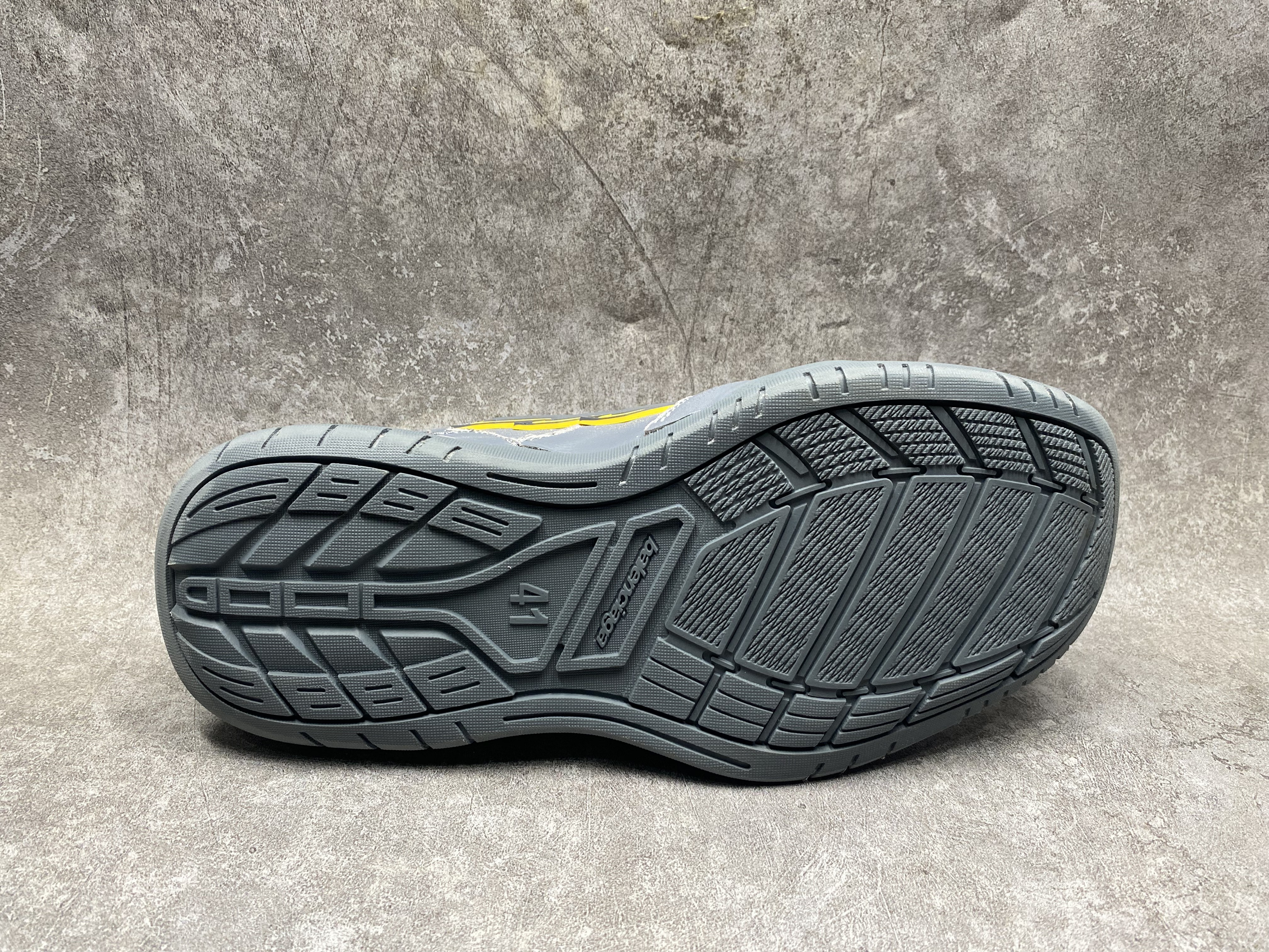 UA Balenciaga Hamptons Worn-out Sneaker in Grey/yellow(run one size large)