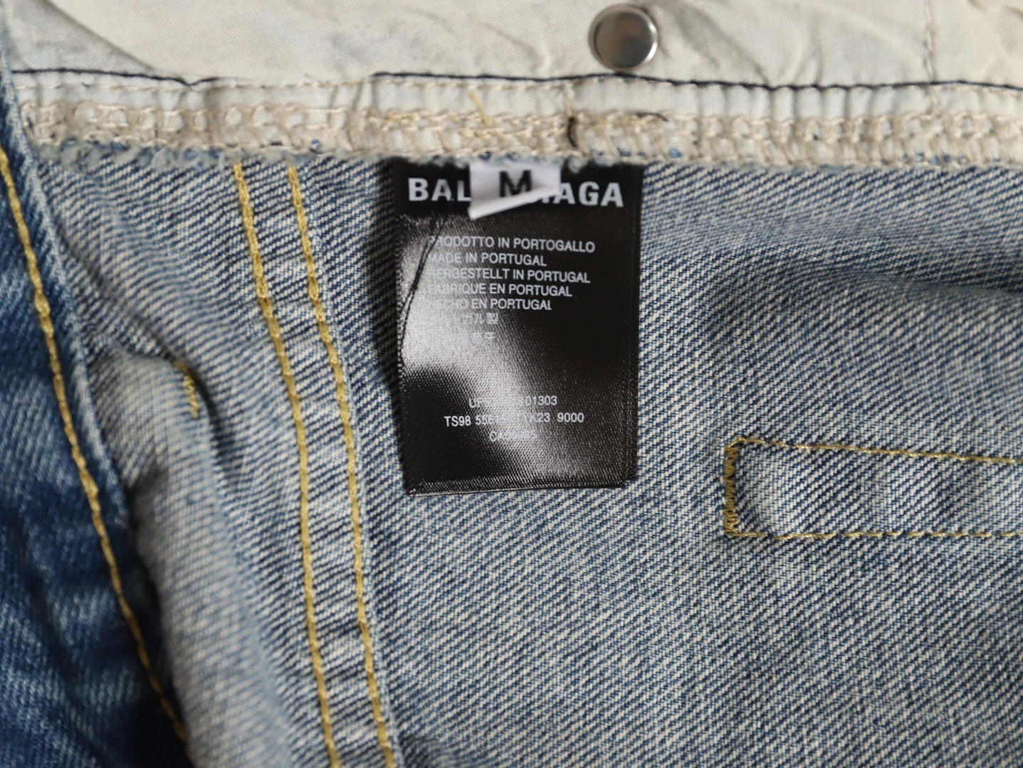 Balenciaga Jeans