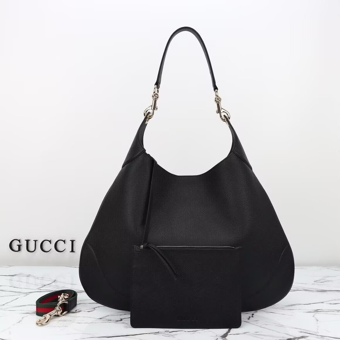 Gucci B medium shoulder bag 49x46x4cm