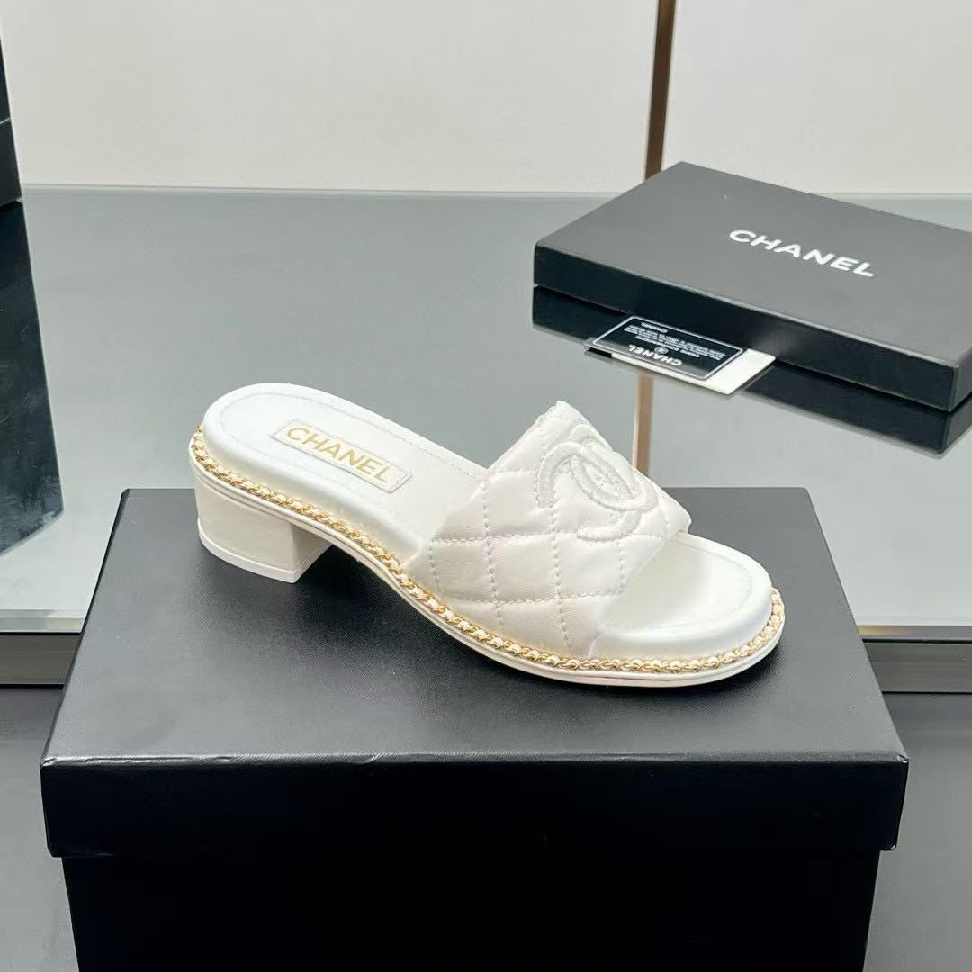 UA Chanel mules