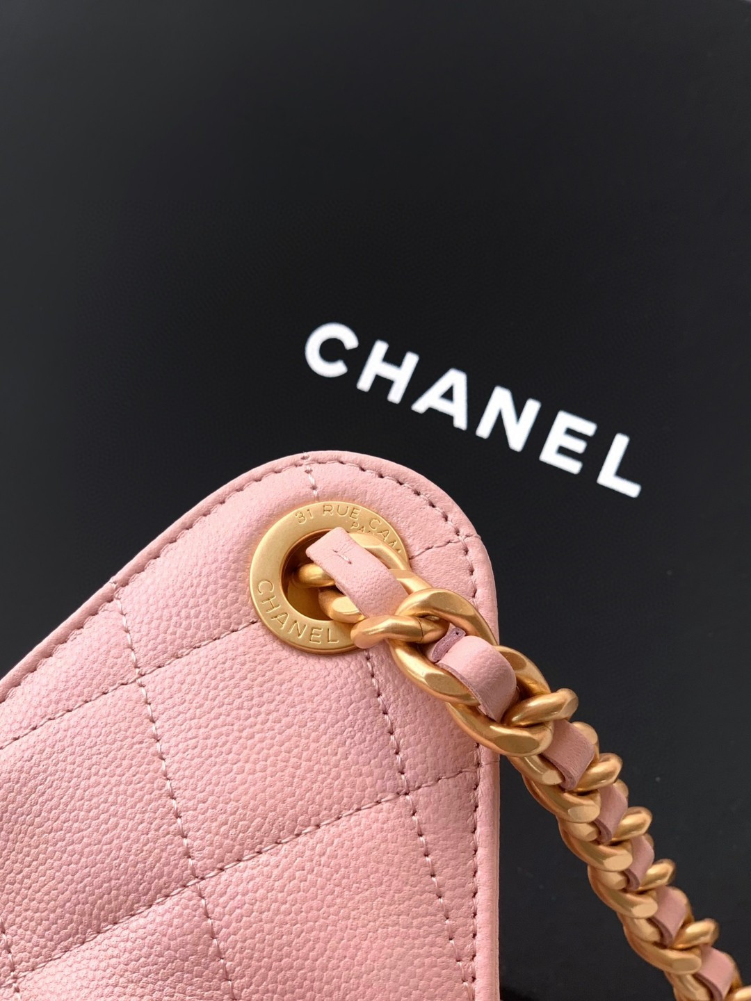CHANEL 25C Bucket Bag 26x30x14cm