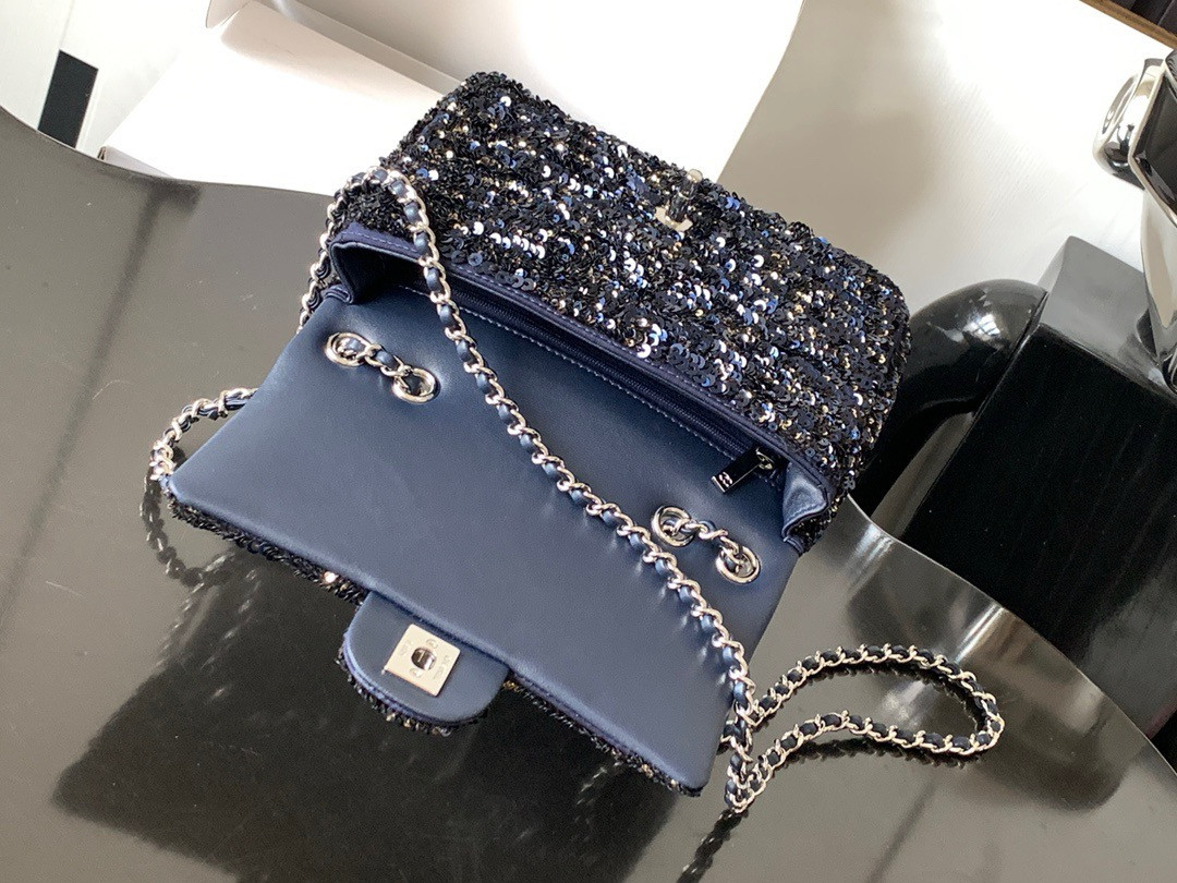 Chanel Mini CF  20x15x7cm