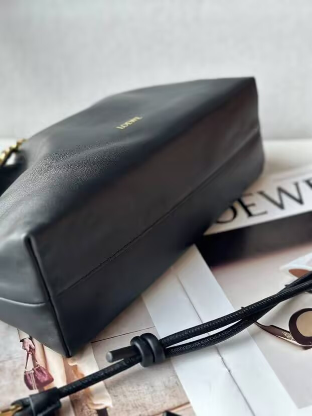 LOEWE Medium Flamenco purse in mellow nappa lambskin 30x10.5x20cm