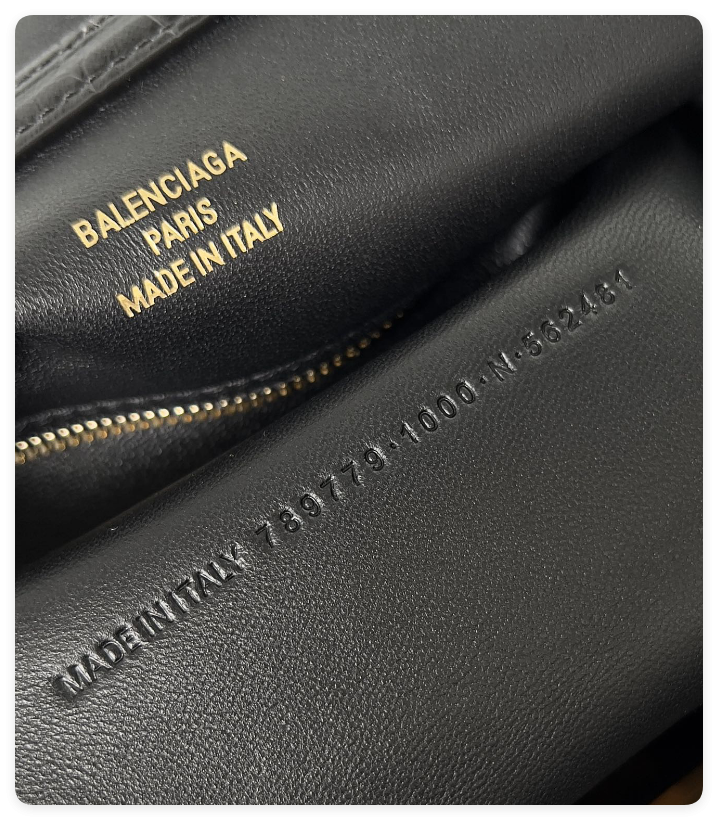 Balenciaga Rodeo Mediun Croc-Embossed Top-Handle Bag 35x23.3x10.9cm