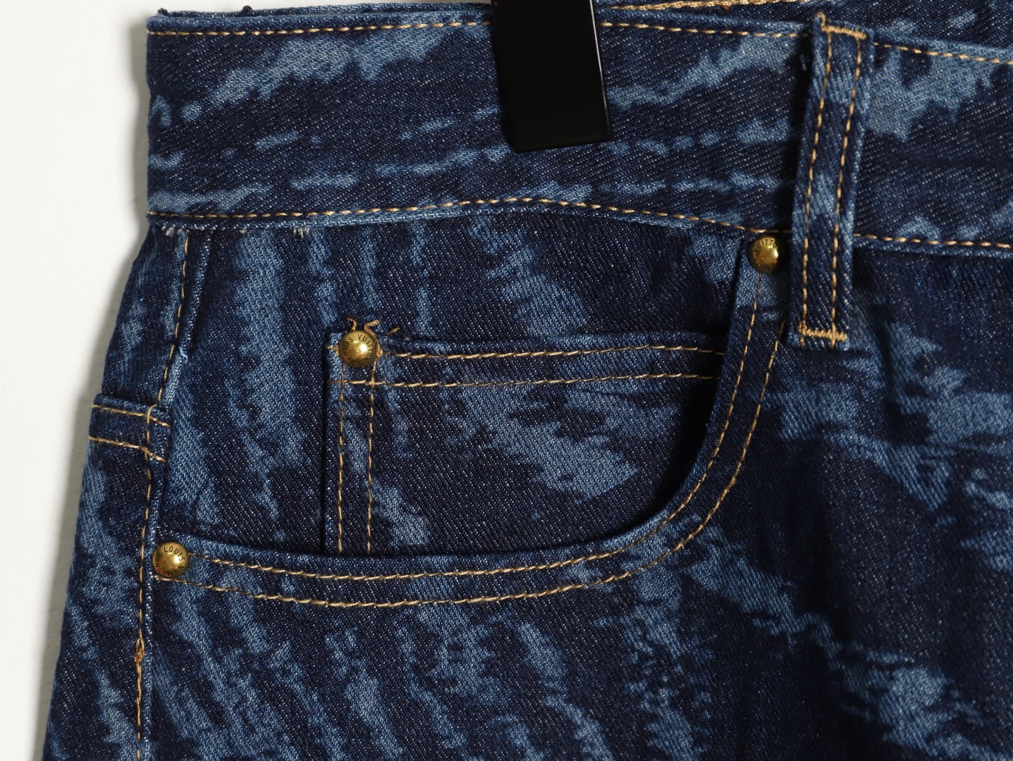 Louis Vuitton LV shorts