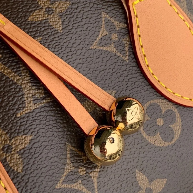 LOUIS VUITTON LV VINTAGE M40009