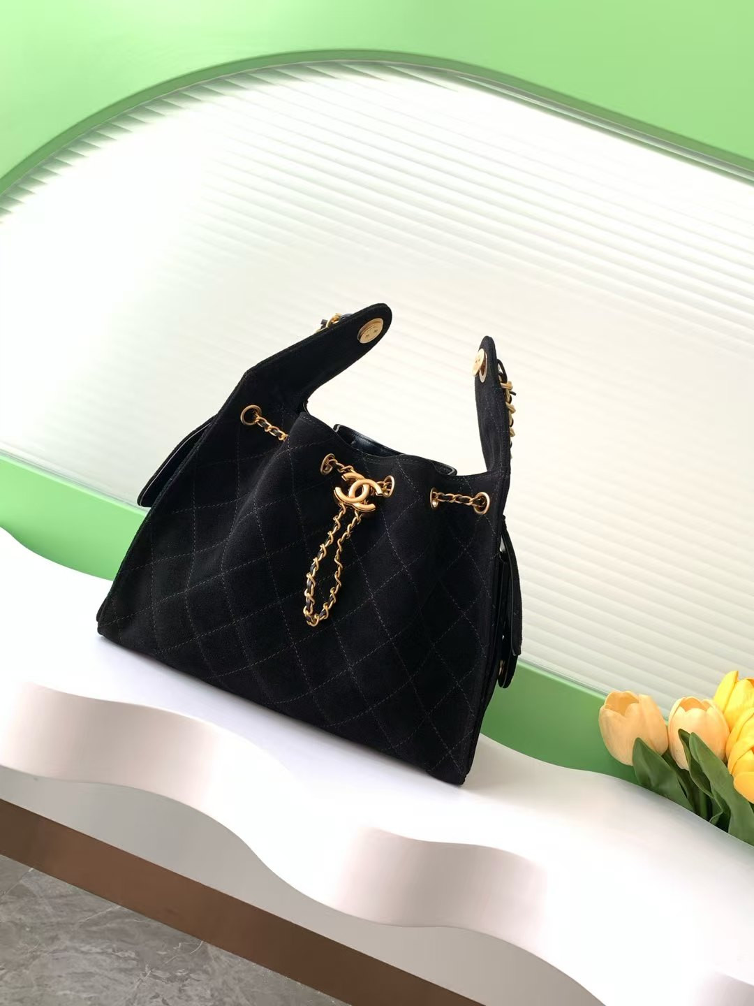 CHANEL 25C Bucket Bag 26x30x14cm