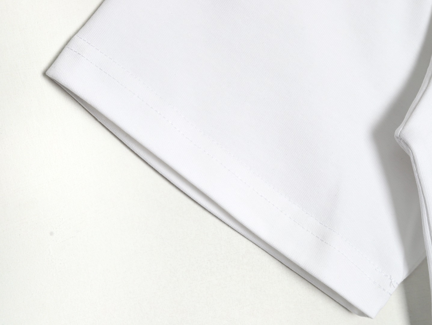 Burberry 25ss Short-sleeved T-shirt