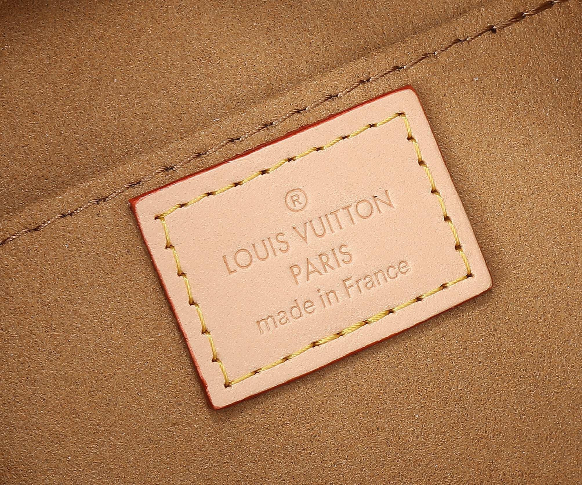 LV Just In Case M47096 13x14x11.5cm