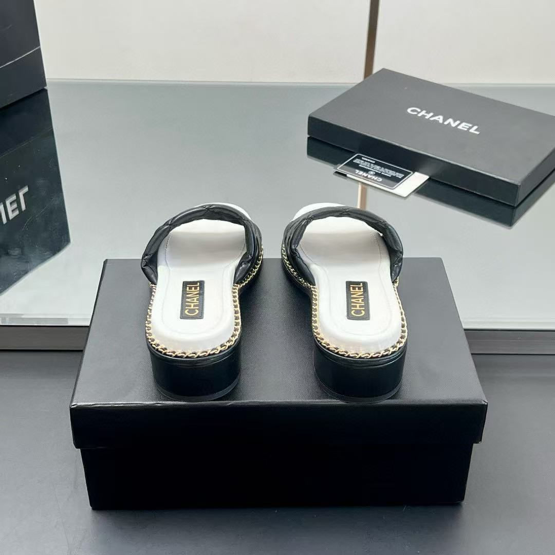 UA Chanel mules