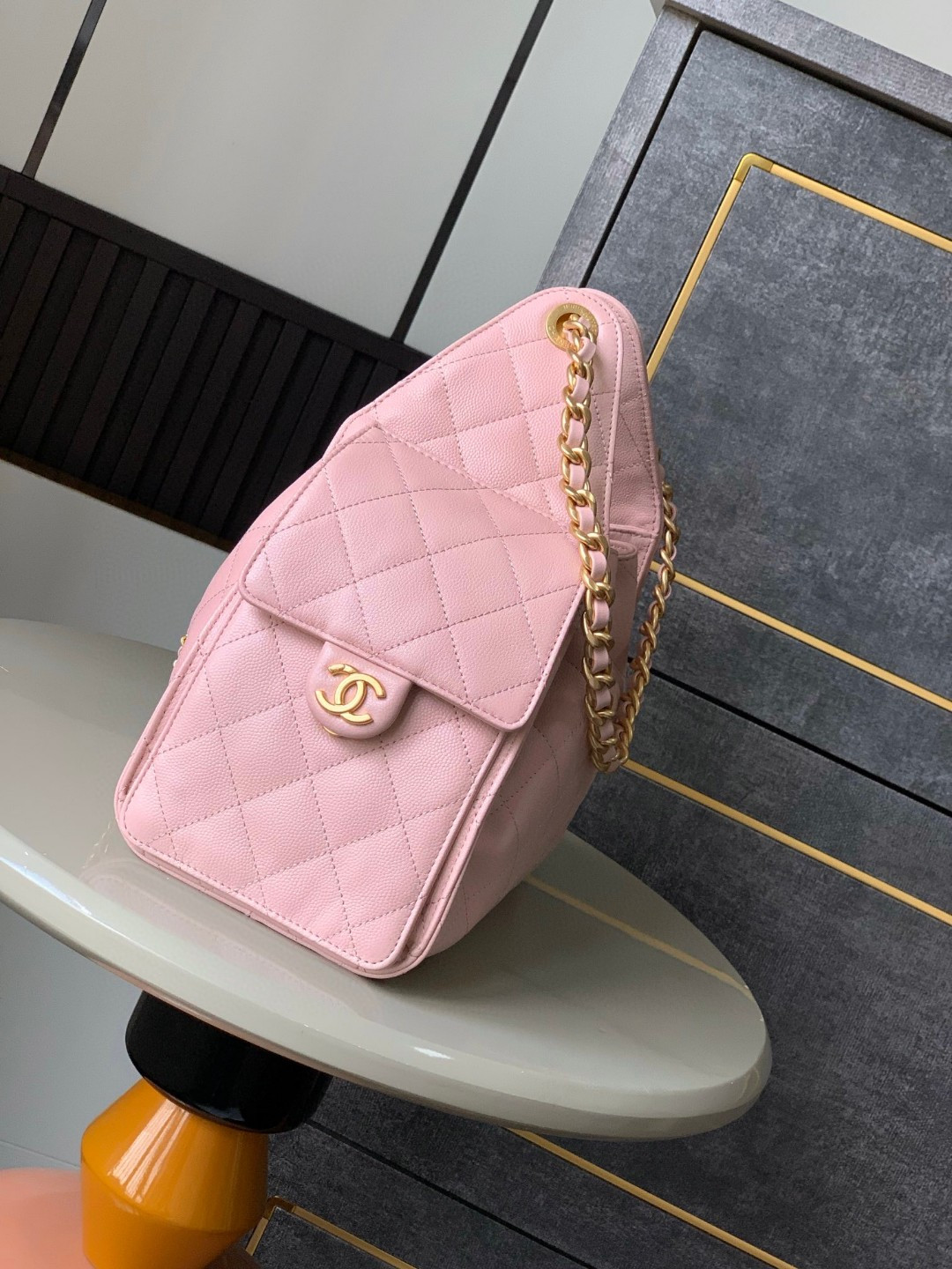 CHANEL 25C Bucket Bag 26x30x14cm