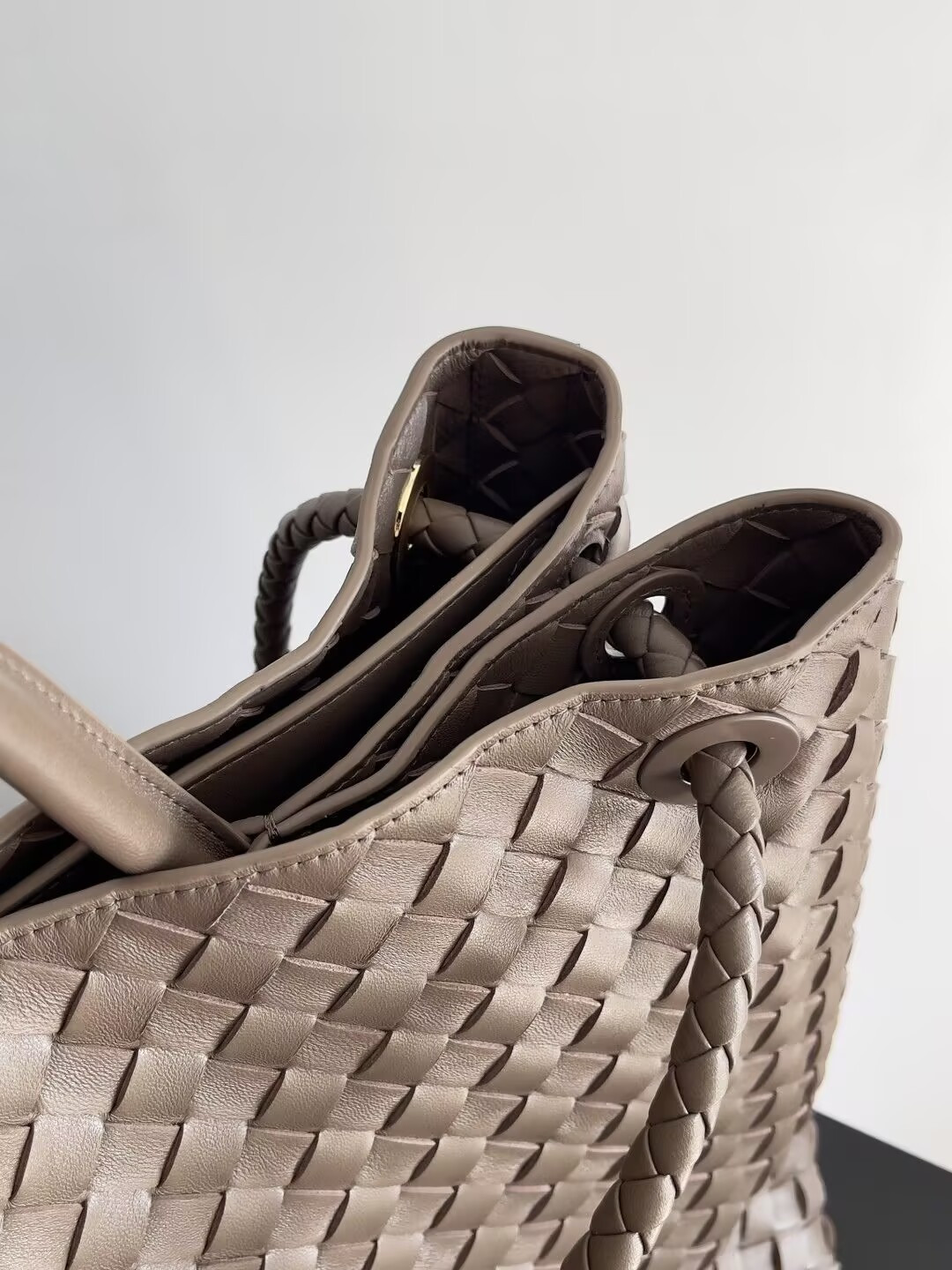 Bottega Veneta Large Andiamo 42x18x35cm