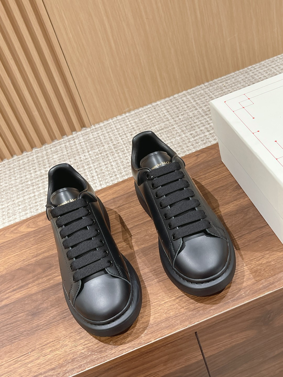 UA Alexander McQueen Oversized