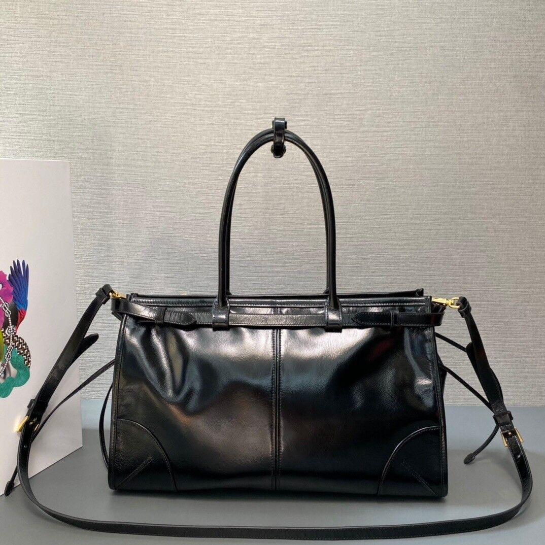 Prada Bonnie large leather handbag in Black 24x38x12cm