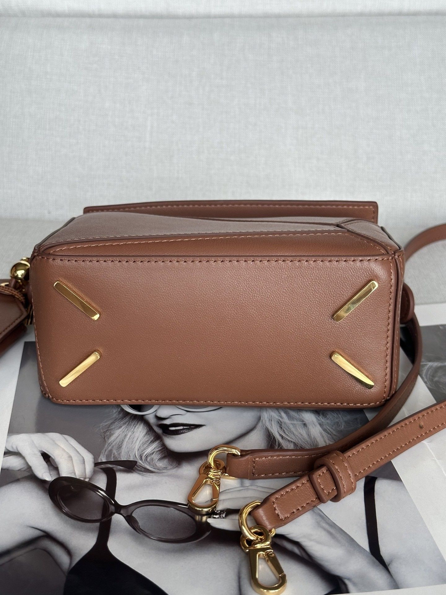 Loewe Mini Featherlight Puzzle Bag Nappa Lambskin 18x12.5x8cm