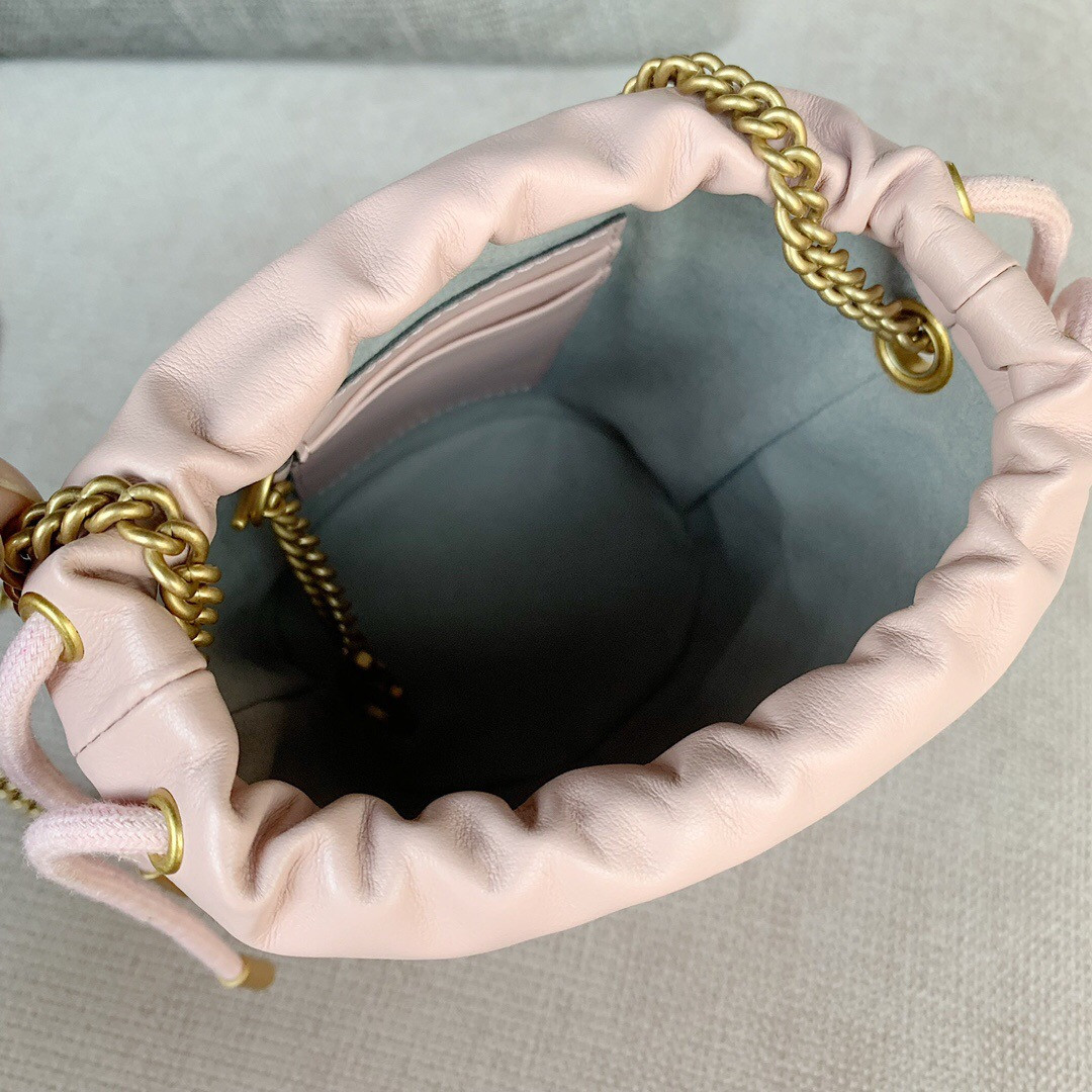 GG Marmont Mini bucket bag