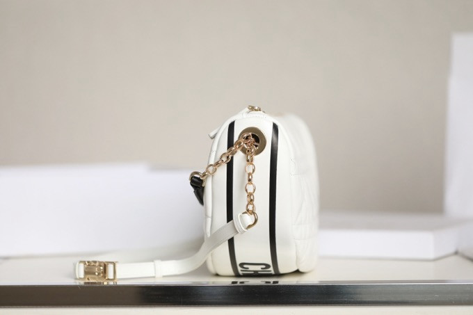 Lambskin Cannage Medium Dior Vibe Hobo Bag White