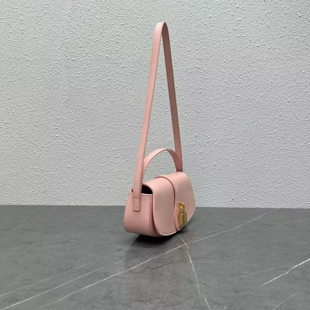 CELINE Tabou Clutch 18 x 8 x 5CM