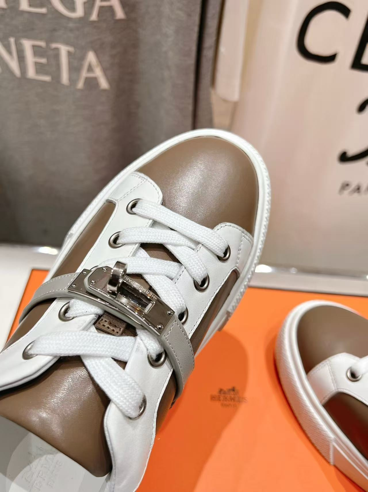 UA Hermes Day Sneaker