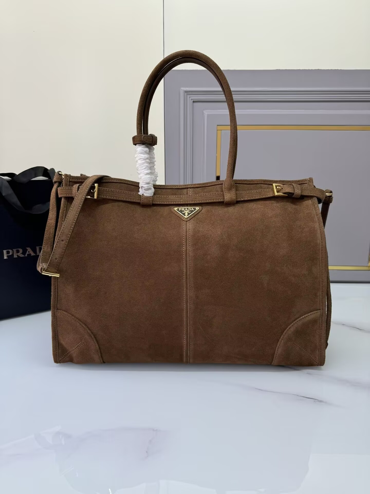 Prada Lus Solf 42x30x12cm