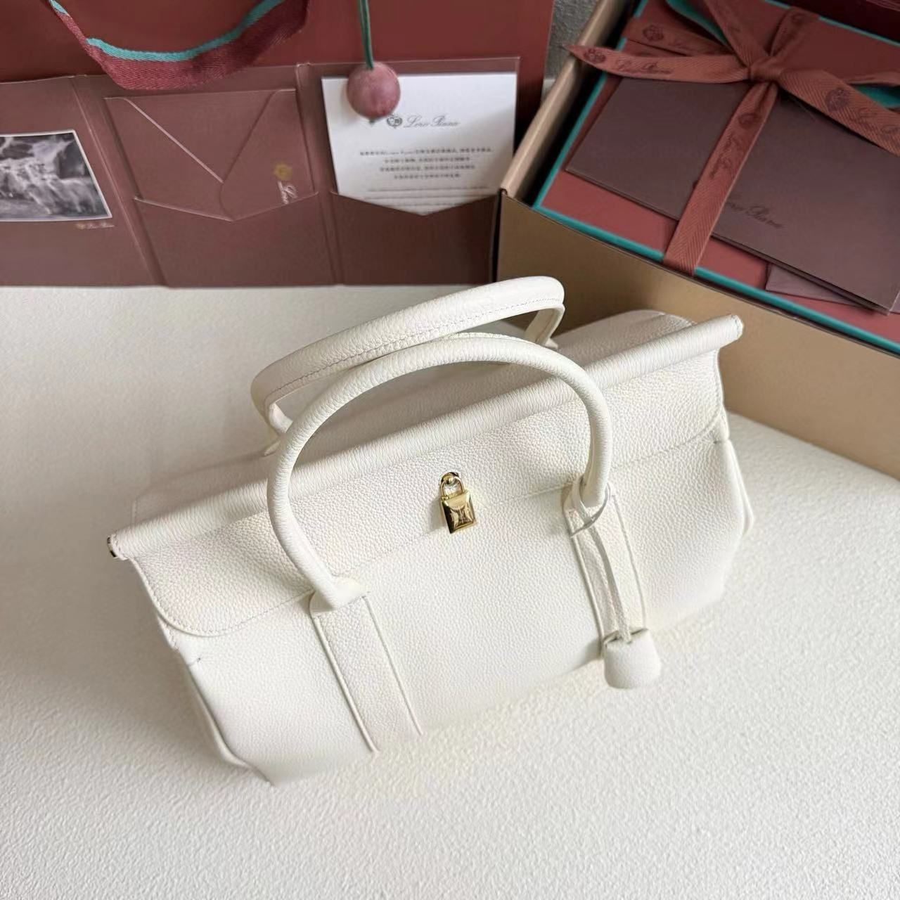 Loro Piana Loom Bag L32 Grained Calfskin 33 x 23 x 18 cm