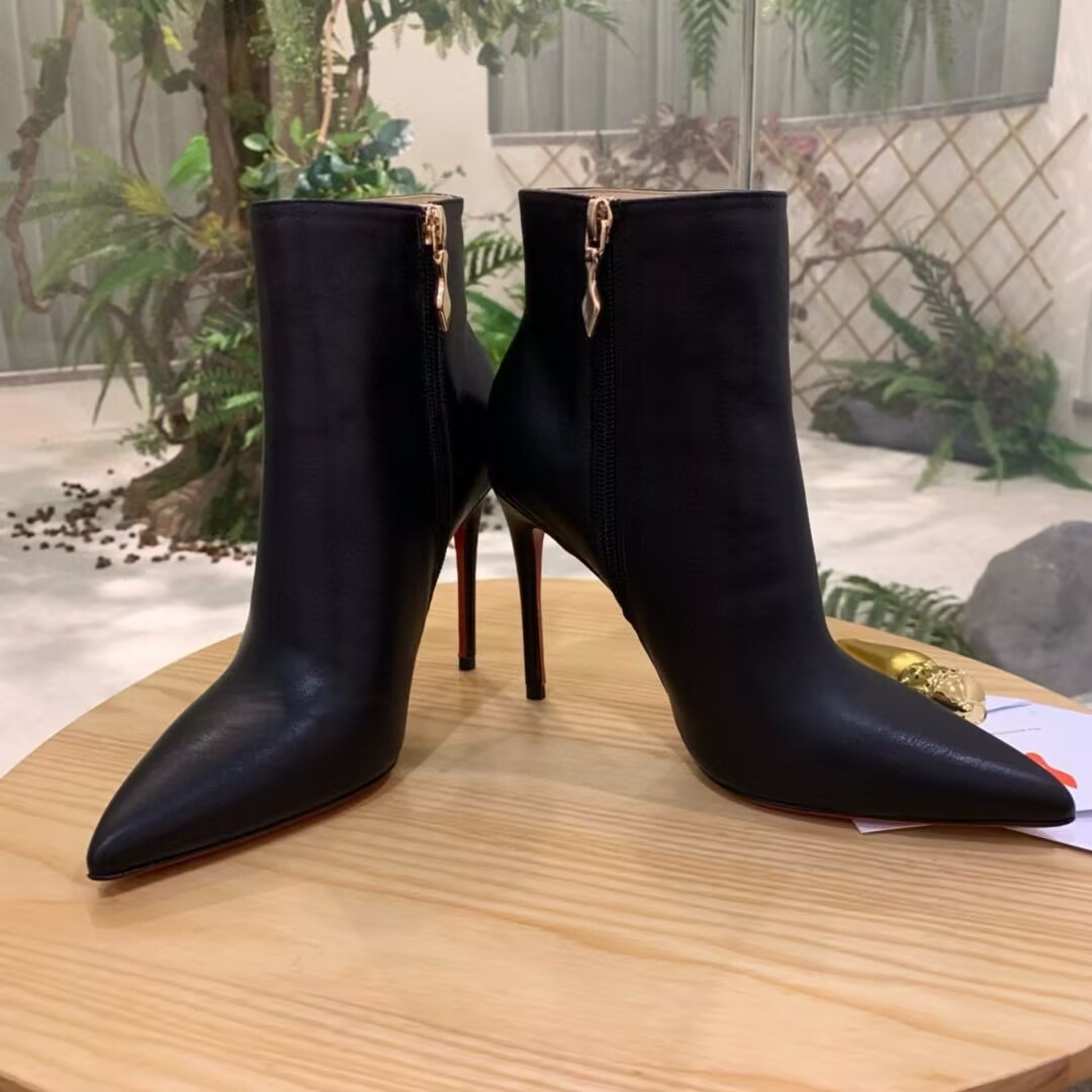 UA Christian Louboutin Miss Z Booty 100 mm Low Boots Calf leather Black