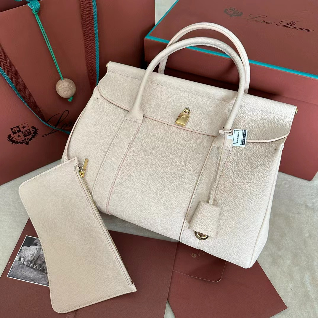 Loro Piana Loom Bag L32 Grained Calfskin 33 x 23 x 18 cm