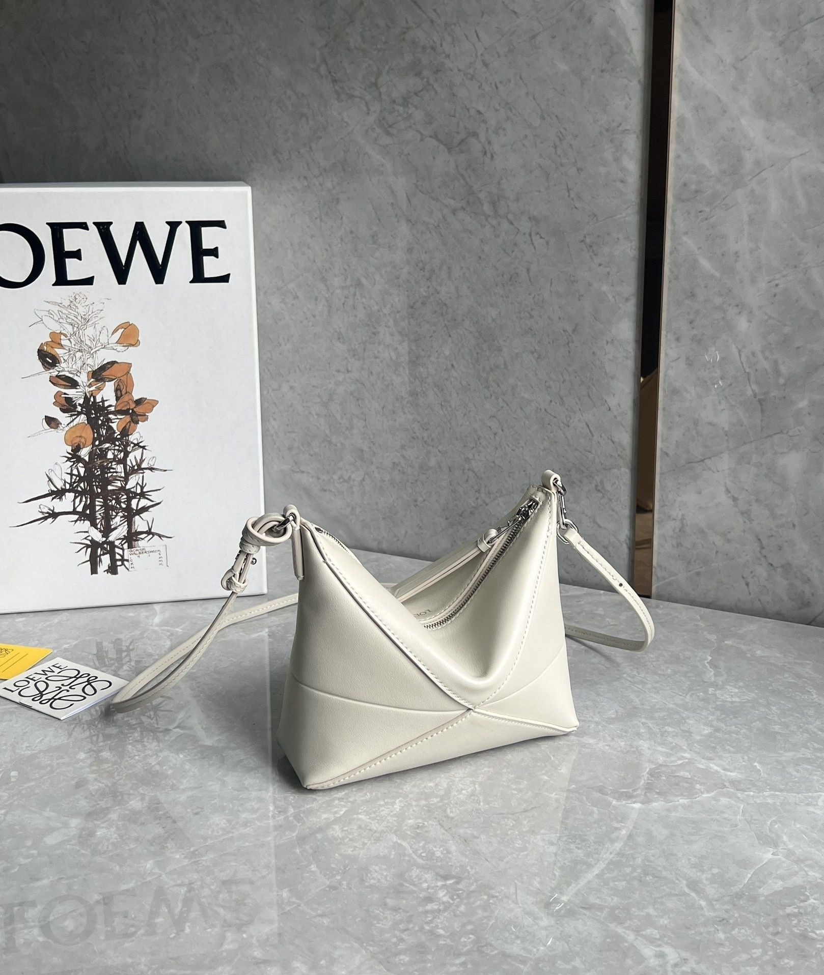 Loewe Puzzle Fold pouch in shiny nappa calfskin 15.5x23x6.5cm
