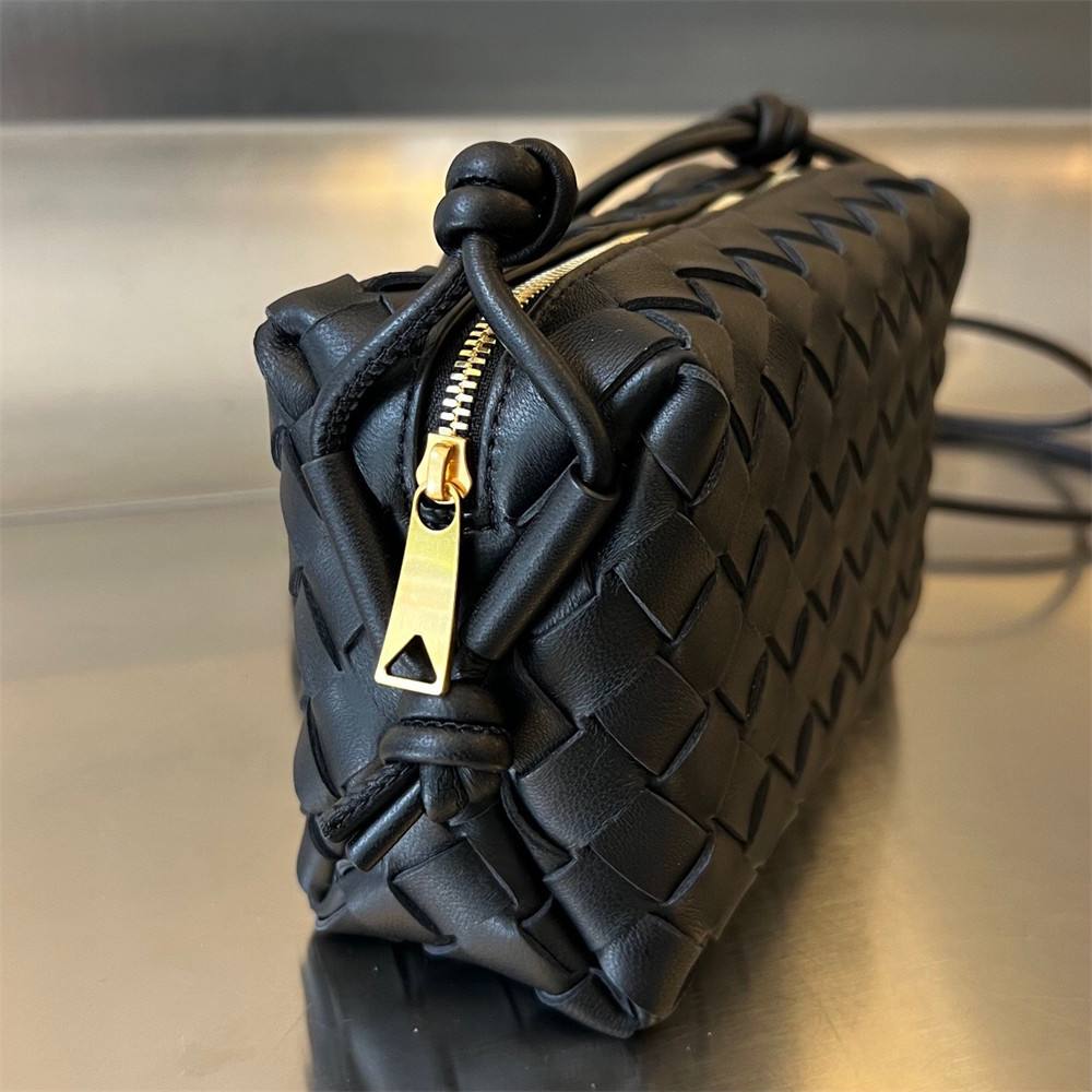 Bottega Veneta Small Loop Cross-Body Bag 17x10x6cm