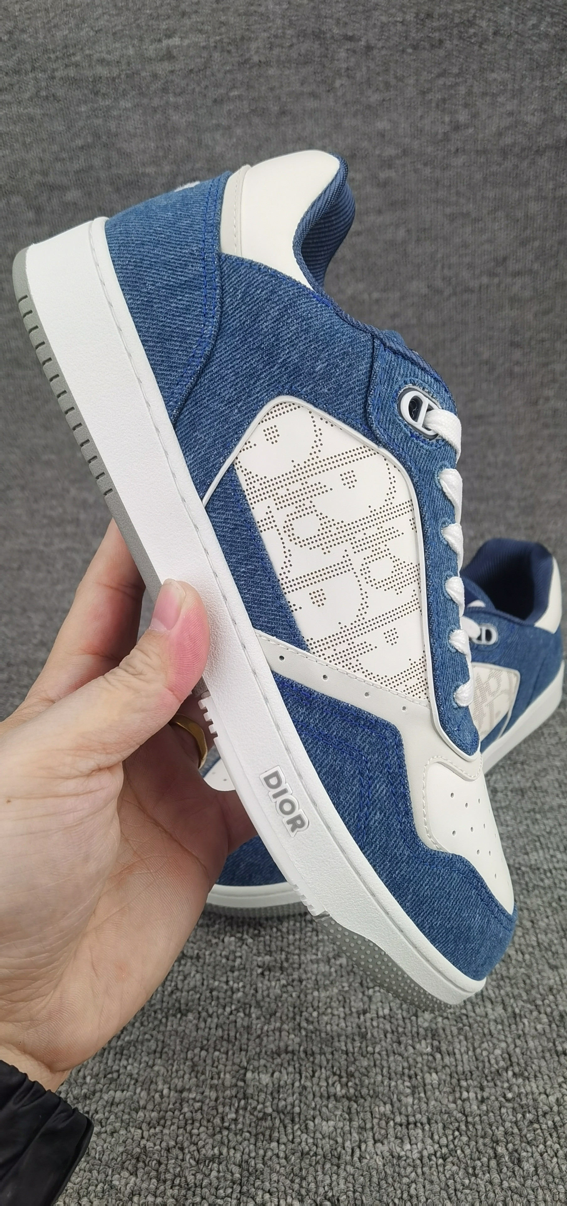 UA Dior B27 Sneaker