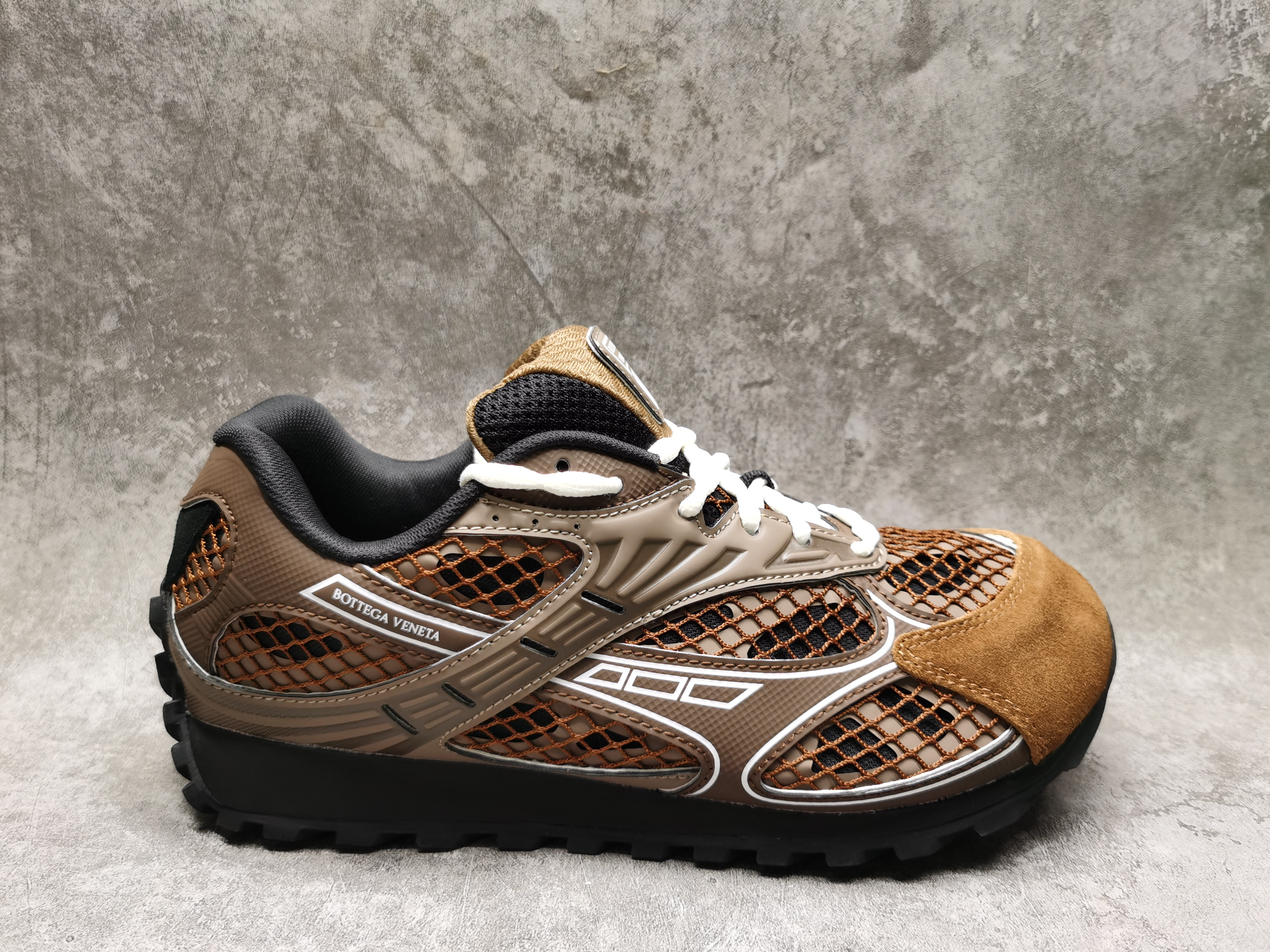 UA Bottega Veneta Orbit Sneaker