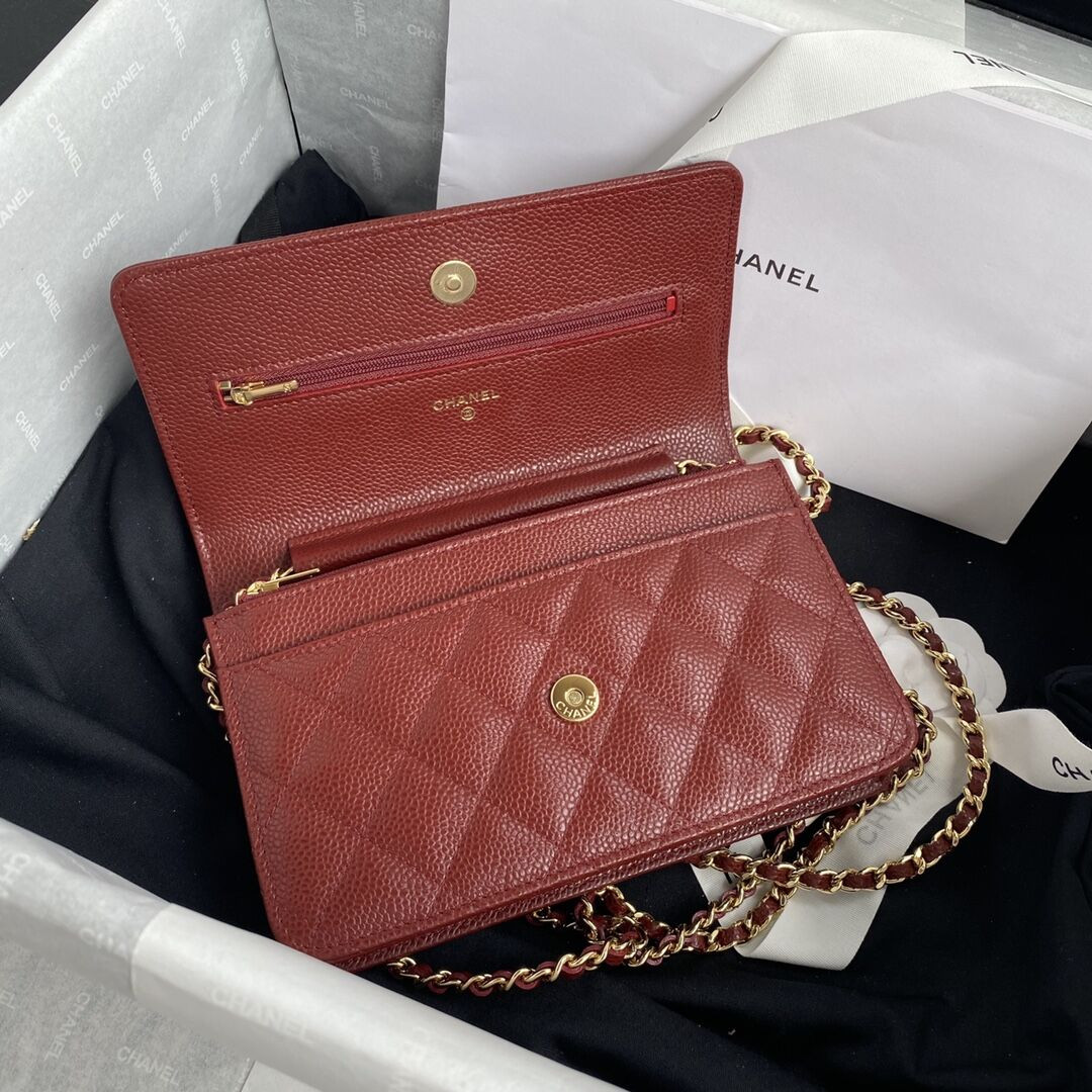 CHANEL WOC CLASSIC WALLET ON CHAIN RED 4.8 × 7.5 × 1.4 in