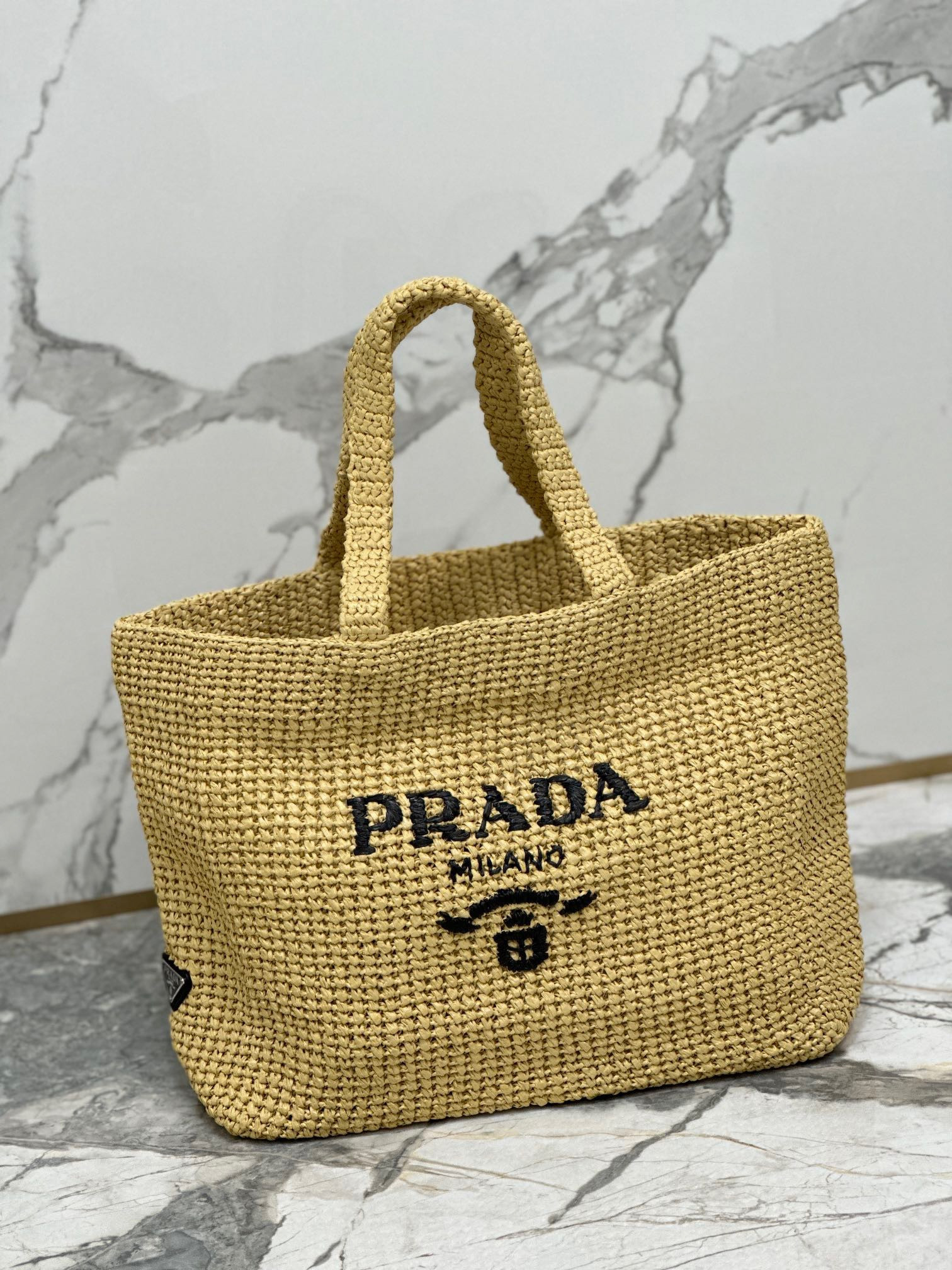 Prada Crochet tote bag Color Natural