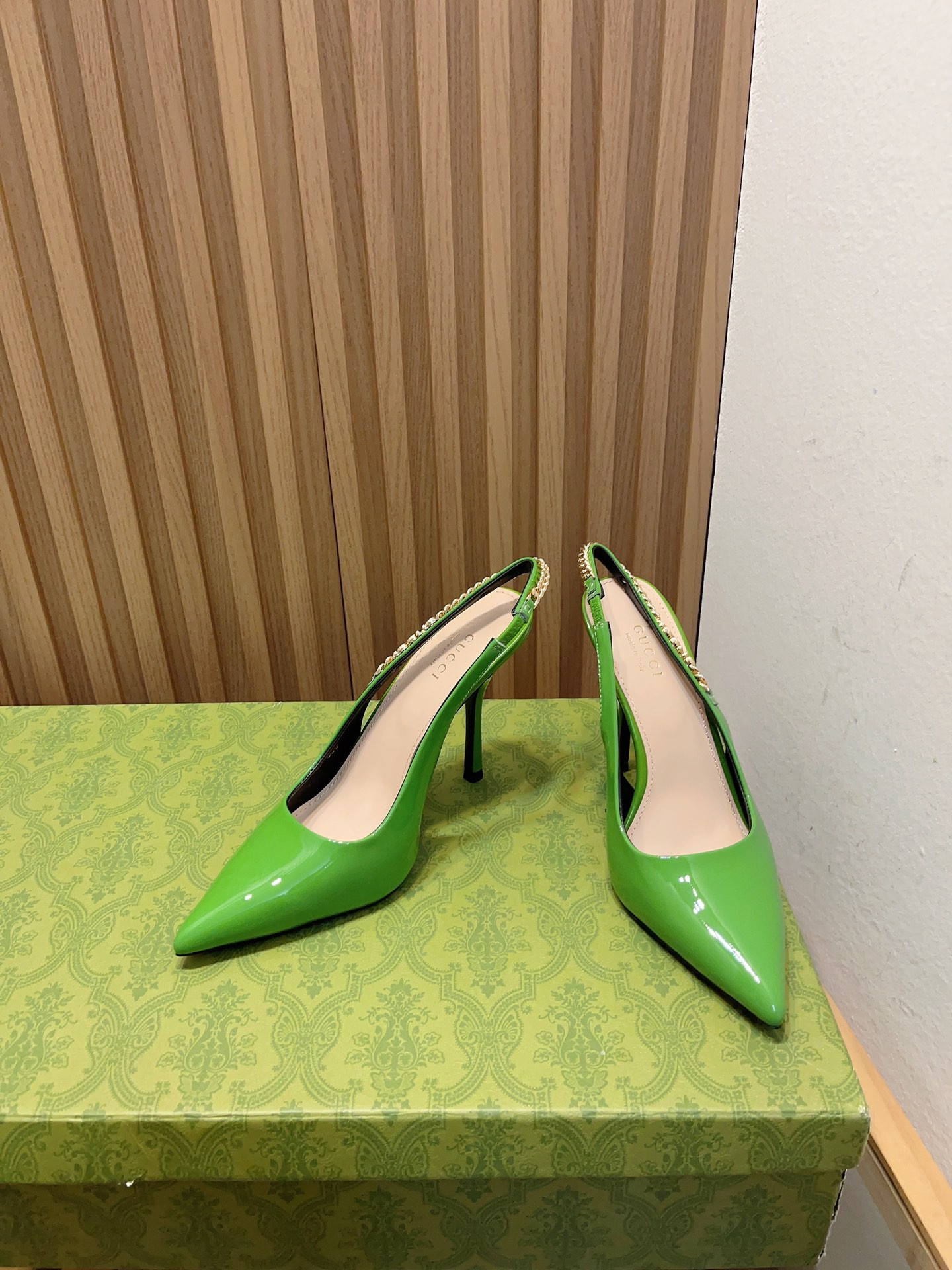 GUCCI SIGNORIA SLINGBACK PUMP High
